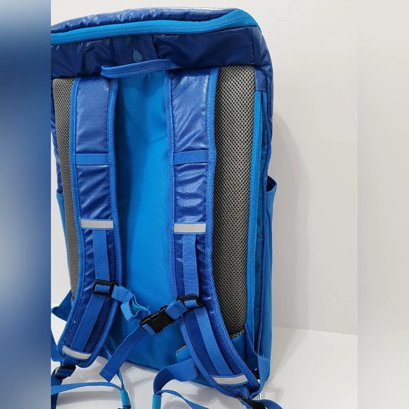 TIMBER RIDGE Unisex Blue Xplorer 25L Hiking Waiststrap Backpack 13" x 7.08" x 20 - Picture 8 of 16